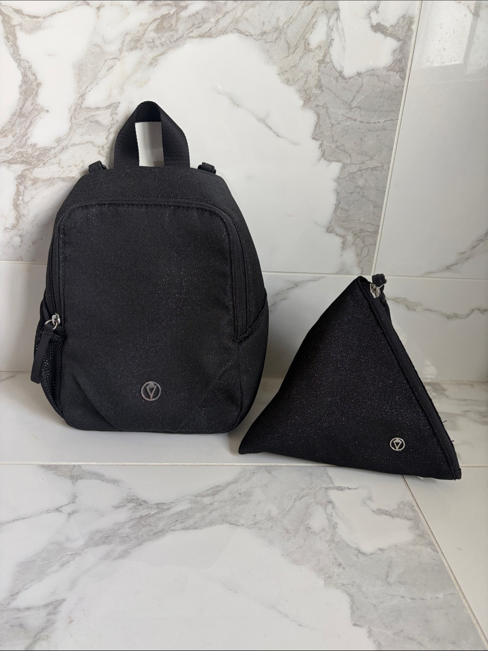 Ivivva by Lululemon school lunch set